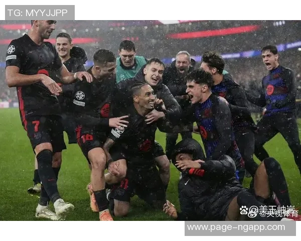 巴萨关注本菲卡19岁后卫奥利维拉德科与经纪人深入洽谈